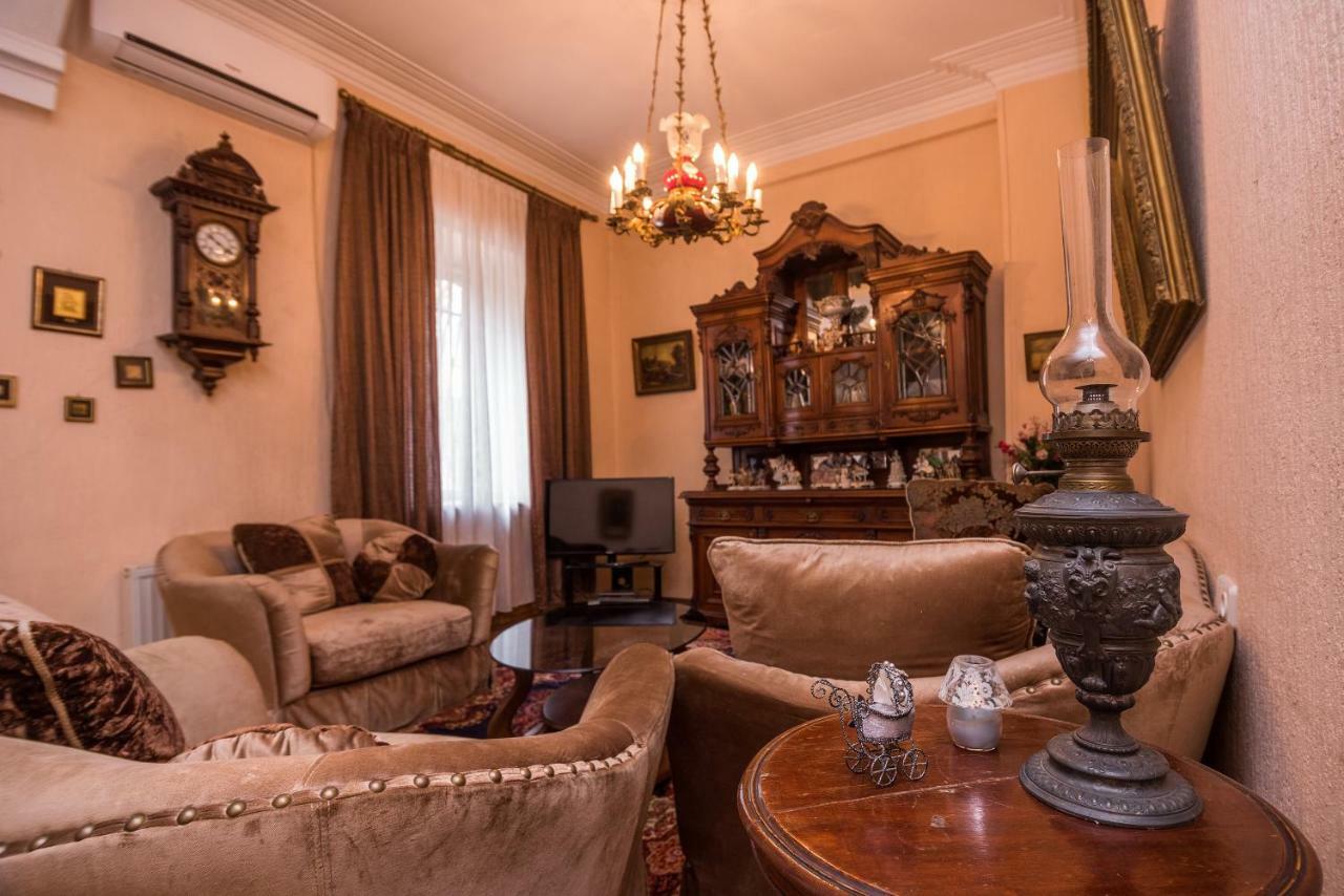 Lia'S Guest House تبليسي المظهر الخارجي الصورة